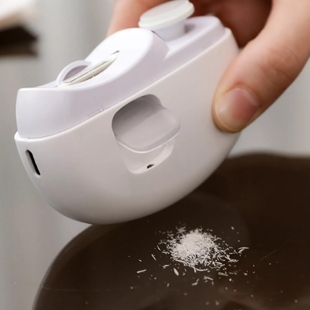 EasyClip: Cortador y Limador de Uñas Eléctrico